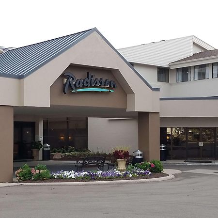 Radisson Hotel Detroit-Farmington Hills Ngoại thất bức ảnh