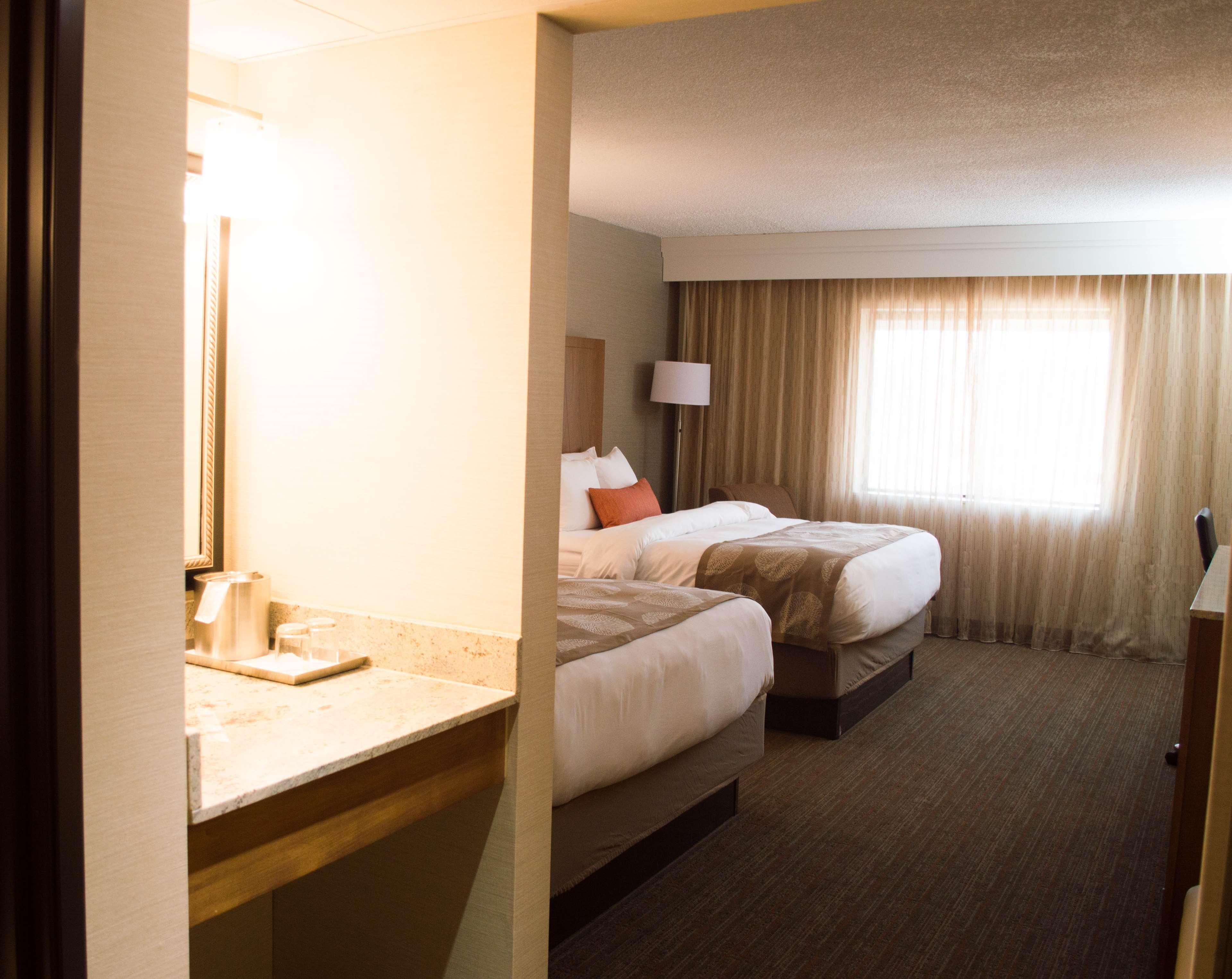 Radisson Hotel Detroit-Farmington Hills Ngoại thất bức ảnh